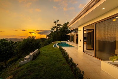/international/cr/calle-cascada-puntarenas-puntarenas-puntarenas-60504-puntarenas-puntarenas-310108810961/