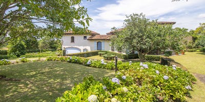 /international/cr/casa-provenzal-in-heredia-san-isidro-heredia-heredia-province-310101278981/