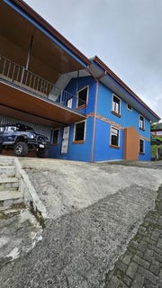 /international/cr/1-dos-pisos-de-azul-san-antonio-de-alajuelita-alajuelita-san-jose-province-310096037257/?lang=fr