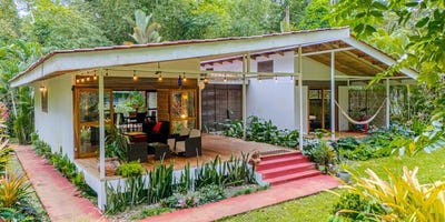 /international/cr/cocles-cahuita-limon-310107297022/