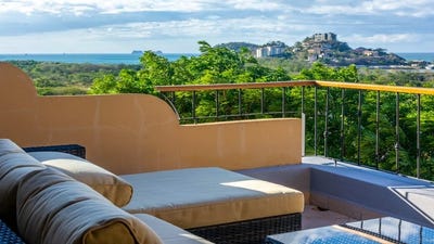 /international/cr/omega-4-cozy-modern-panoramic-view-condo-in-flamingo-playa-flamingo-guanacaste-province-120068677887/
