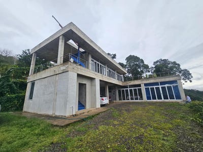 /international/cr/orosi-el-sitio-juco-de-la-bodega-de-aya-100-metros-este-500-metros-norte-finca-vistas-de-ensueno-30203-paraiso-cartago-paraiso-cartago-province-310108464727/