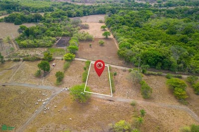 /international/cr/colinas-del-coyolar-commercial-and-residential-lot-for-sale-in-colinas-del-coyolar-tempate-santa-cruz-guanacaste-santa-cruz-guanacaste-province-310099588323/