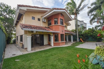 /international/cr/casa-de-4-habitaciones-sala-de-tv-en-valle-del-sol-house-for-rent-in-pozos-pozos-san-jose-310101285240/?lang=zh-tw