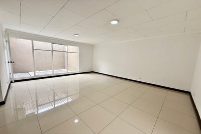 /international/cr/curridabat-san-jose-310105380852/