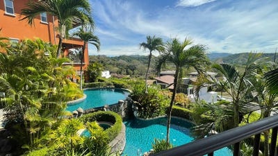 /international/cr/casa-montebello-elevated-luxury-in-the-heart-of-los-suenos-for-rent-playa-herradura-puntarenas-310105645643/
