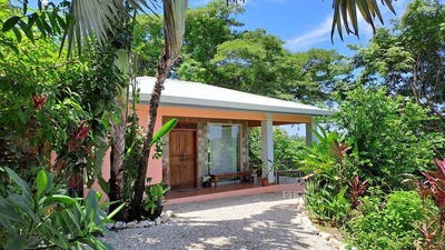 /international/cr/wf82-4x-guanacaste-province-samara-costa-rica-samara-guanacaste-province-310101206175/