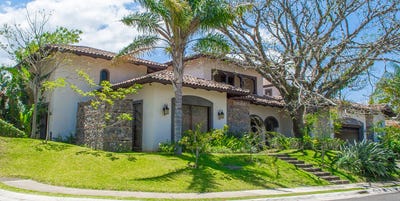 /international/cr/posada-escondida-in-santa-ana-piedades-santa-ana-san-jose-310101882166/