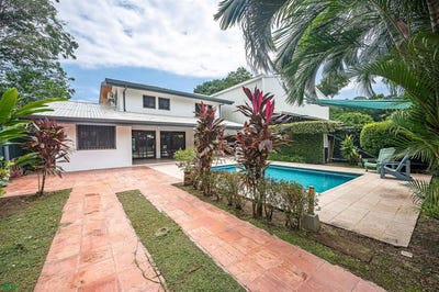 /international/cr/blvd-jan-dankers-jaco-puntarenas-310108086948/