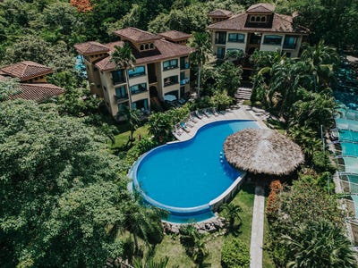 /international/cr/86r7-ccr-gu-tamarindo-costa-rica-guanacaste-province-guanacaste-province-310101228847/