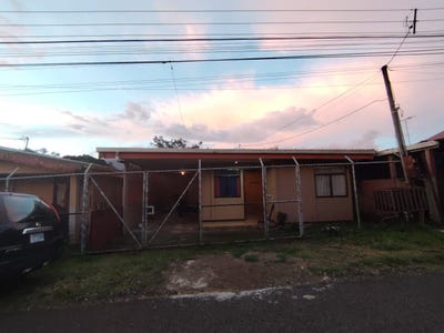 /international/cr/la-sabana-de-tarrazu-50-sur-y-125-oeste-del-supermercado-m-l-tarrazu-san-jose-tarrazu-san-jose-310101533860/?lang=it
