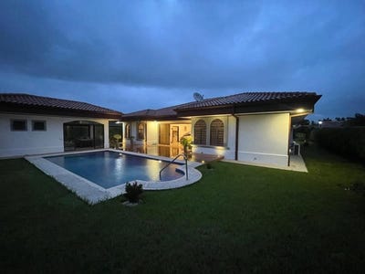 /international/cr/los-reyes-la-guacima-la-guacima-alajuela-la-guacima-alajuela-province-120088134720/