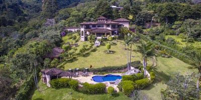 /international/cr/casa-paz-the-mountain-san-antonio-escazu-san-jose-310101273552/