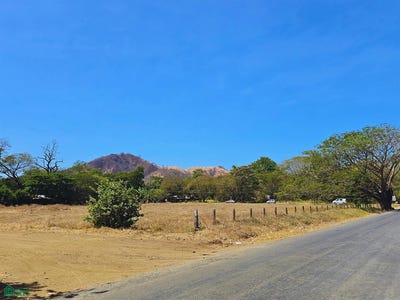 /international/cr/playas-del-coco-commercial-playas-del-coco-lot-playas-del-coco-sardinal-guanacaste-guanacaste-province-310105964861/