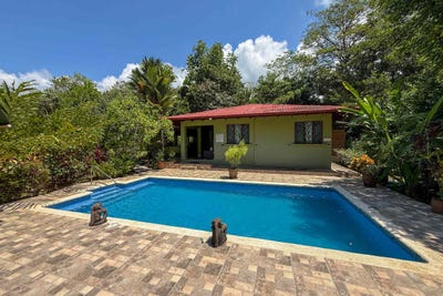 /international/cr/riverfront-hotel-with-11-beds-with-owner-cottage-and-big-pool-in-ojochal-costa-rica-ojochal-puntarenas-ojochal-puntarenas-province-310106549334/