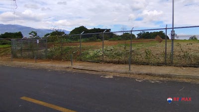 /international/cr/de-la-entrada-principal-a-francosta-500-este-100-norte-heredia-heredia-heredia-heredia-province-310100938746/?lang=zh-tw