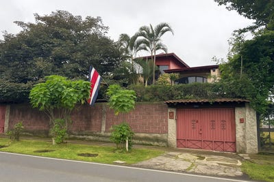 /international/cr/llorente-de-flores-flores-heredia-flores-heredia-province-310102590756/