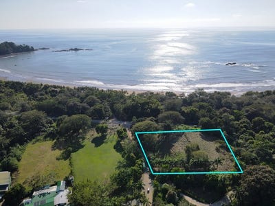 /international/cr/front-row-mixed-use-property-with-an-easy-walk-to-dominicalito-beach-dominicalito-puntarenas-120094574027/
