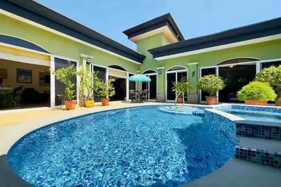 /international/cr/beautiful-casa-lillia-with-pool-walk-to-the-beach-in-bejuco-casa-75-costa-del-sol-bejuco-parrita-pu-costa-rica-bejuco-puntarenas-310095764827/