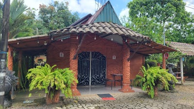 /international/cr/puerto-viejo-tres-rosales-sarapiqui-heredia-sarapiqui-heredia-province-310108248178/