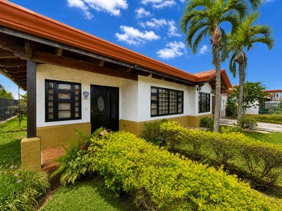 /international/cr/residencial-quizarco-santo-domingo-heredia-santo-domingo-heredia-province-310107759104/