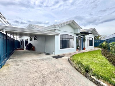 /international/cr/800-mts-oeste-de-la-entrada-de-calle-coyotera-casa-esquinera-a-mano-izquierda-tapia-azul-grecia-alajuela-grecia-alajuela-province-310108529948/