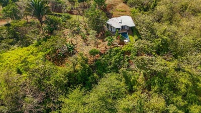 /international/cr/32-acre-self-sustainable-farm-with-house-close-ojochal-ojochal-puntarenas-province-310108404030/