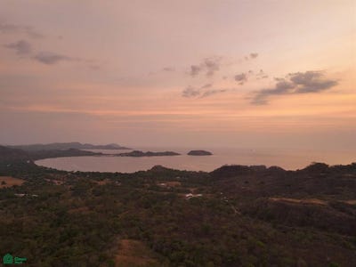 /international/cr/ocean-view-5-000-m²-homesite-in-la-marcela-playa-potrero-cabo-velas-santa-cruz-guanacaste-tempate-guanacaste-province-310104309407/