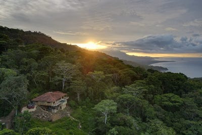 /international/cr/vacation-dream-home-with-ocean-view-in-the-escaleras-community-of-dominical-escaleras-puntarenas-120094272662/