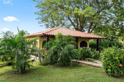 /international/cr/surfside-potrero-cabo-velas-guanacaste-province-310108103588/