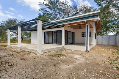 /international/cr/avenida-14-el-colegio-sardinal-carrillo-guanacaste-sardinal-carrillo-guanacaste-carrillo-guanacaste-province-310101864507/