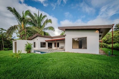 /international/cr/brand-new-3-br-2-5-ba-swimming-pool-high-ceilings-tres-rios-puntarenas-310104276854/