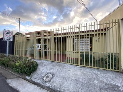 /international/cr/house-for-sale-in-san-ramon-costa-rica-san-ramon-alajuela-province-310107524394/