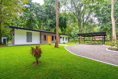 /international/cr/tres-rios-waterfall-house-a-nature-comfort-elegance-combined-brand-new-construction-with-warranty-mountain-house-for-sale-in-tres-rios-tres-rios-puntarenas-310101417259/?lang=de