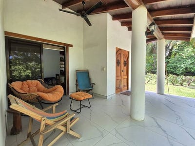 /international/cr/casa-verde-norouz-renovated-2-bedroom-home-with-independent-guest-cottage-just-3-minutes-from-samara-playa-samara-guanacaste-province-310108593246/