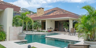 /international/cr/cerro-alto-single-level-house-with-pool-guachipelin-escazu-san-jose-310108727003/