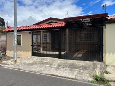 /international/cr/urbanizacion-sanabria-san-rafael-oreamuno-oreamuno-cartago-oreamuno-cartago-province-310107275823/