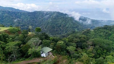 /international/cr/luxury-modern-home-on-the-hills-above-tarcoles-panoramic-ocean-mountain-views-bijagual-puntarenas-310107186384/