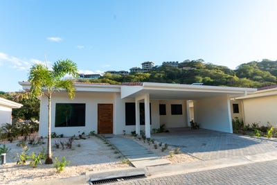 /international/cr/coco-bay-estates-coco-guanacaste-province-310106854444/