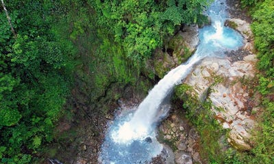 /international/cr/dos-rios-dos-rios-alajuela-province-310108187353/