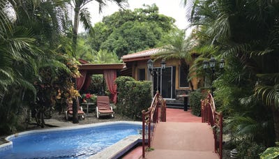 /international/cr/diagonal-a-ice-calle-del-medio-50-metros-de-la-playa-samara-guanacaste-samara-guanacaste-province-120091356205/