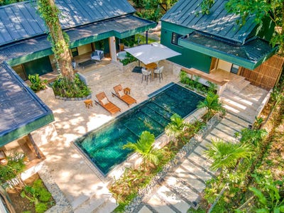 /international/cr/puerto-viejo-de-talamanca-puerto-viejo-de-talamanca-limon-province-310107618617/