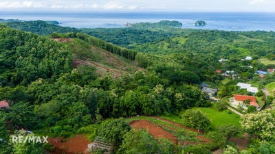 /international/cr/samara-santo-domingo-end-of-the-asphalte-road-on-the-right-samara-guanacaste-samara-guanacaste-province-120093495165/