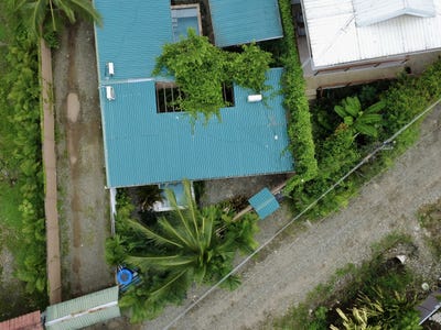 /international/cr/250m-west-from-the-mercadito-de-las-verduras-talamanca-limon-talamanca-limon-310100914803/?lang=zh-cn