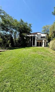 /international/cr/house-for-sale-with-large-garden-in-gated-community-in-ciudad-colon-costa-rica-ciudad-colon-san-jose-310107705008/