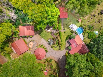 /international/cr/suenos-de-mariposa-a-a-boutique-paradise-in-the-hills-of-lagunas-stunning-views-mountain-property-for-sale-in-lagunas-lagunas-puntarenas-310101059407/?lang=zh-cn
