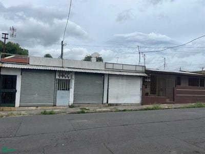 /international/cr/50-metros-suroeste-de-la-rotonda-el-farolito-casa-2967-carmen-san-jose-san-jose-san-jose-san-jose-310100952101/