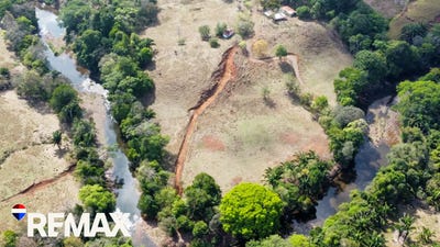 /international/cr/rio-chirris-parrita-parrita-puntarenas-parrita-puntarenas-310105924068/