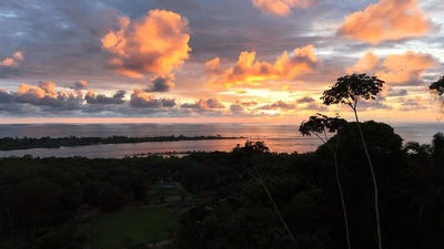 /international/cr/stunning-ocean-and-terraba-river-view-property-in-ojochal-ojochal-puntarenas-province-310103485771/