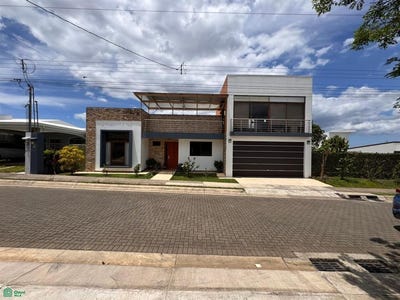 /international/cr/calle-arias-grecia-alajuela-province-310108103578/